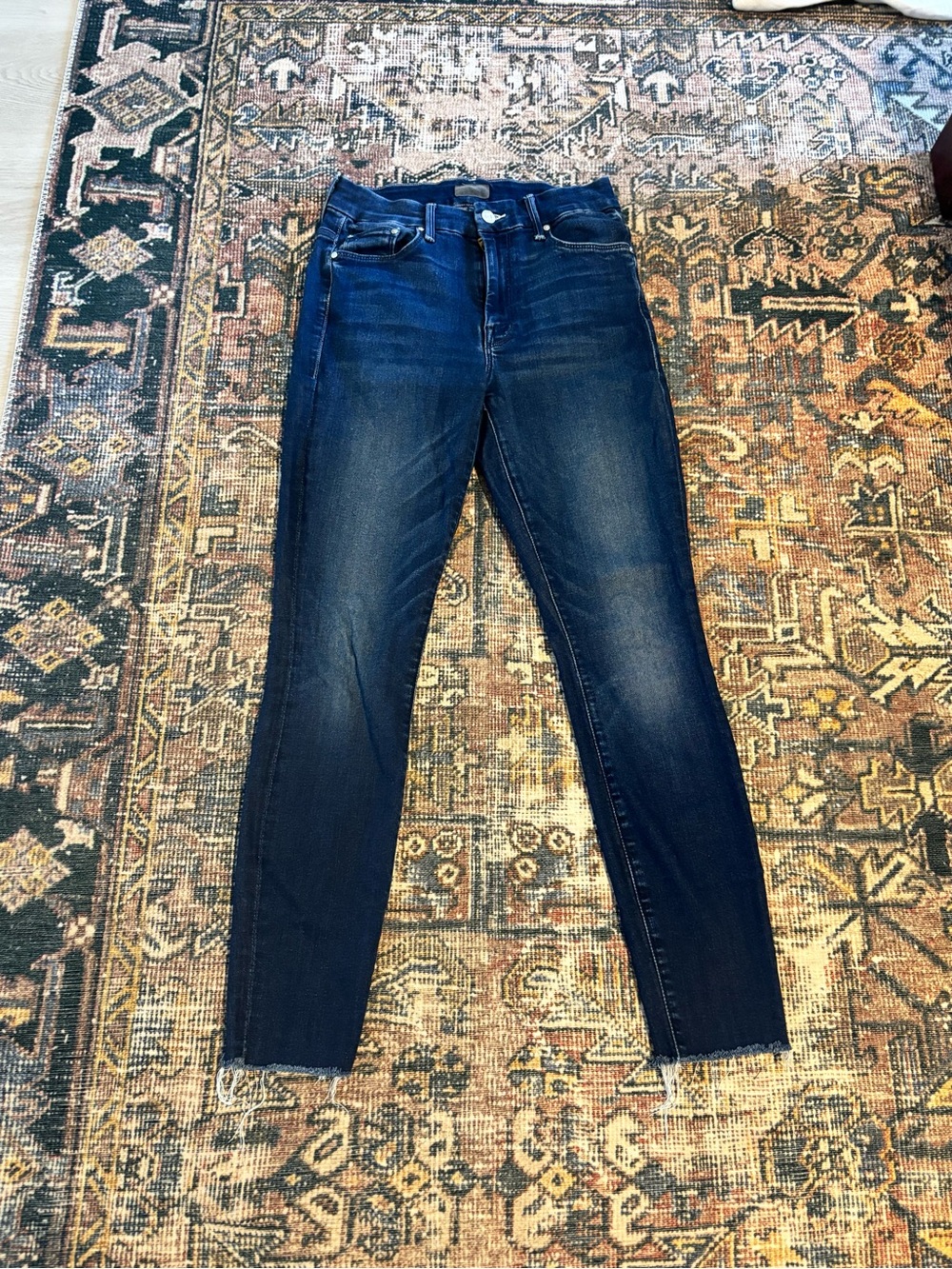 Women's MOTHERHugh Waisted Looker Ankle Fray
